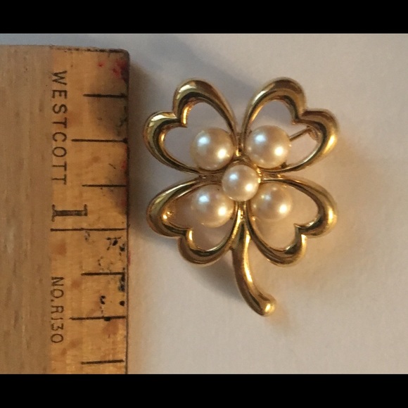 Signed Monet Brooch with Faux Pearls - Picture 2 of 3